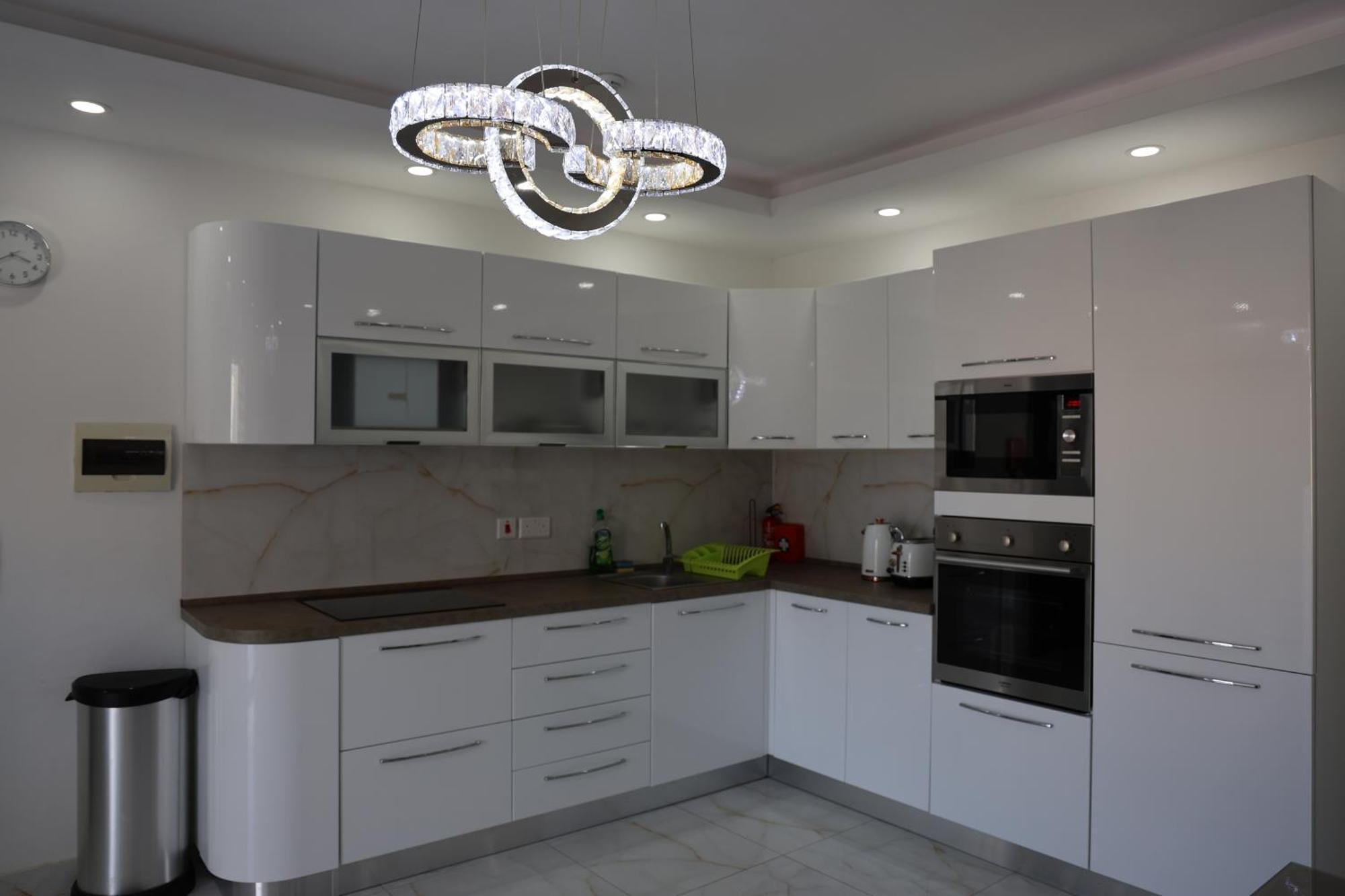 Bf Residence Сейнт Полс Бей Екстериор снимка
