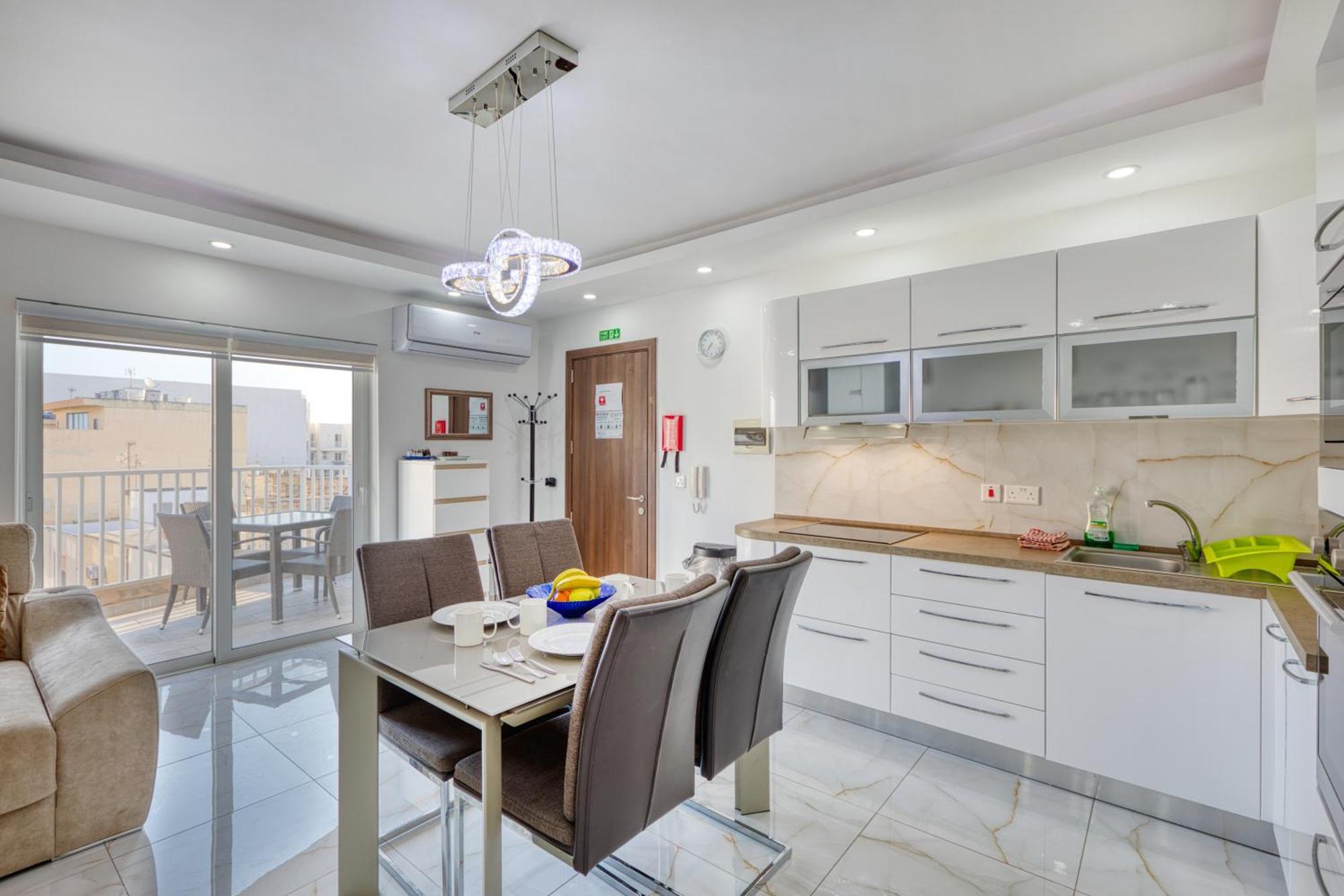Bf Residence Сейнт Полс Бей Екстериор снимка