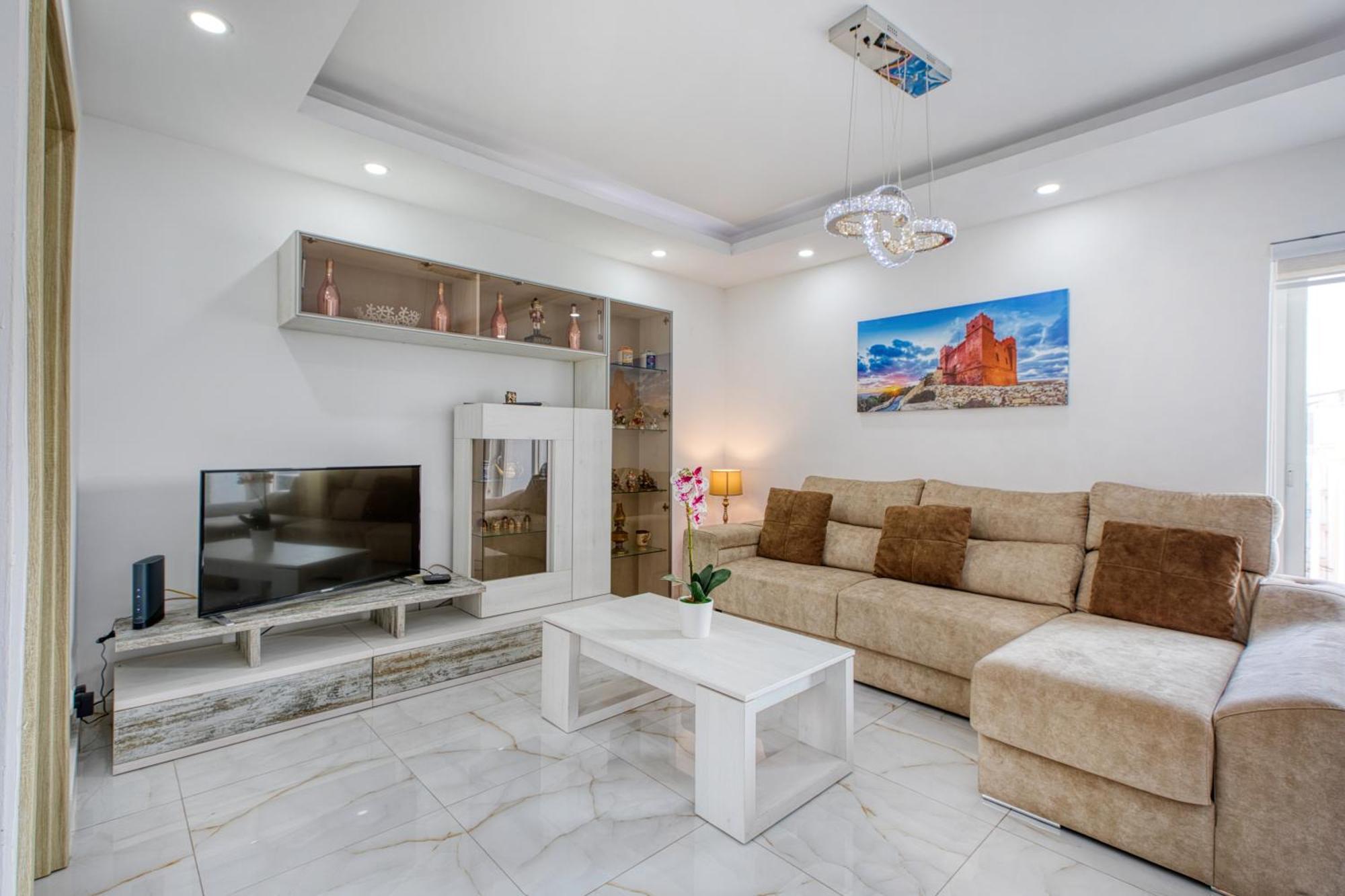 Bf Residence Сейнт Полс Бей Екстериор снимка