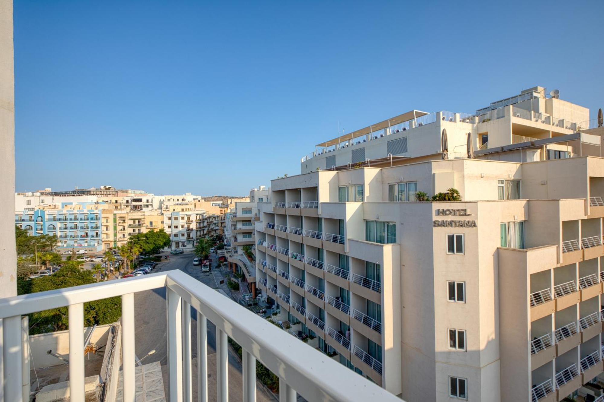 Bf Residence Сейнт Полс Бей Екстериор снимка